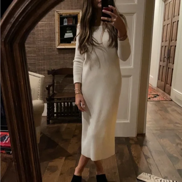 Lucy Paris Dresses | Lucy Paris White Long Sleeve Sweater Dress | Color: White | Size: Xs | Kikiehrich17's Closet